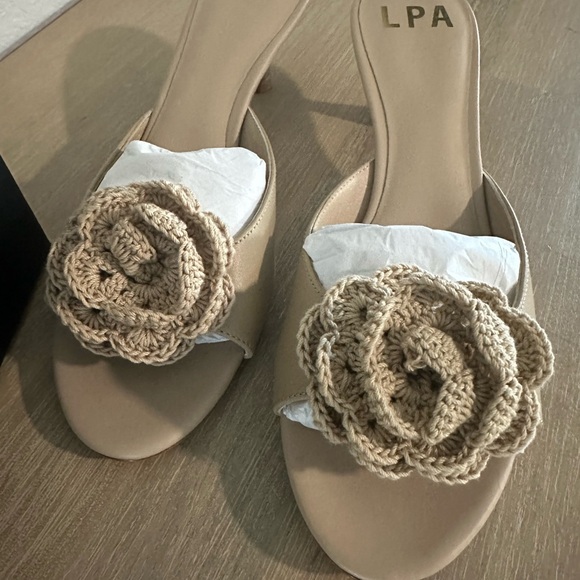 LPA /REVOLVE Elba Sandal in Light Brown
8.5 - Picture 9 of 12